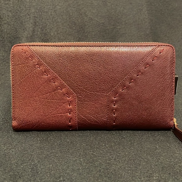 YSL Muse Deep Purple Leather Zippy Wallet EUC - Picture 3 of 13